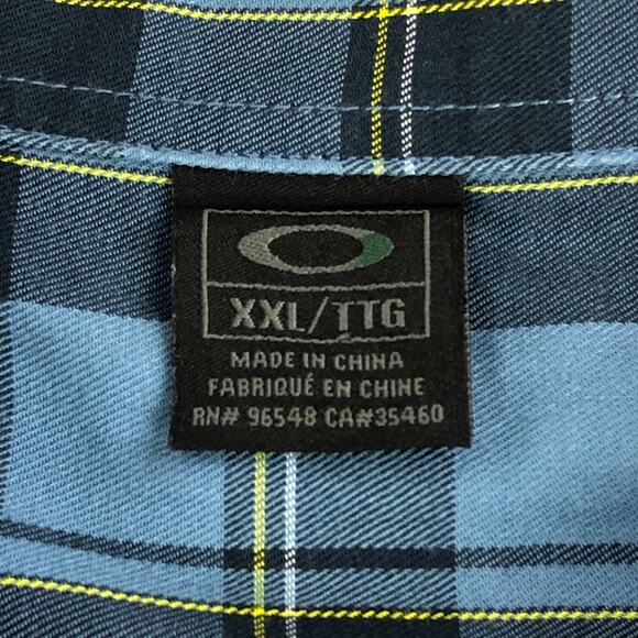 Oakley Button Up Shirt Mens XXL Blue Plaid Long Sleeve Pocket Logo Cotton Blend - Picture 3 of 10